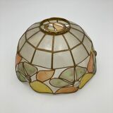 Suspension in mother-of-pearl flowers