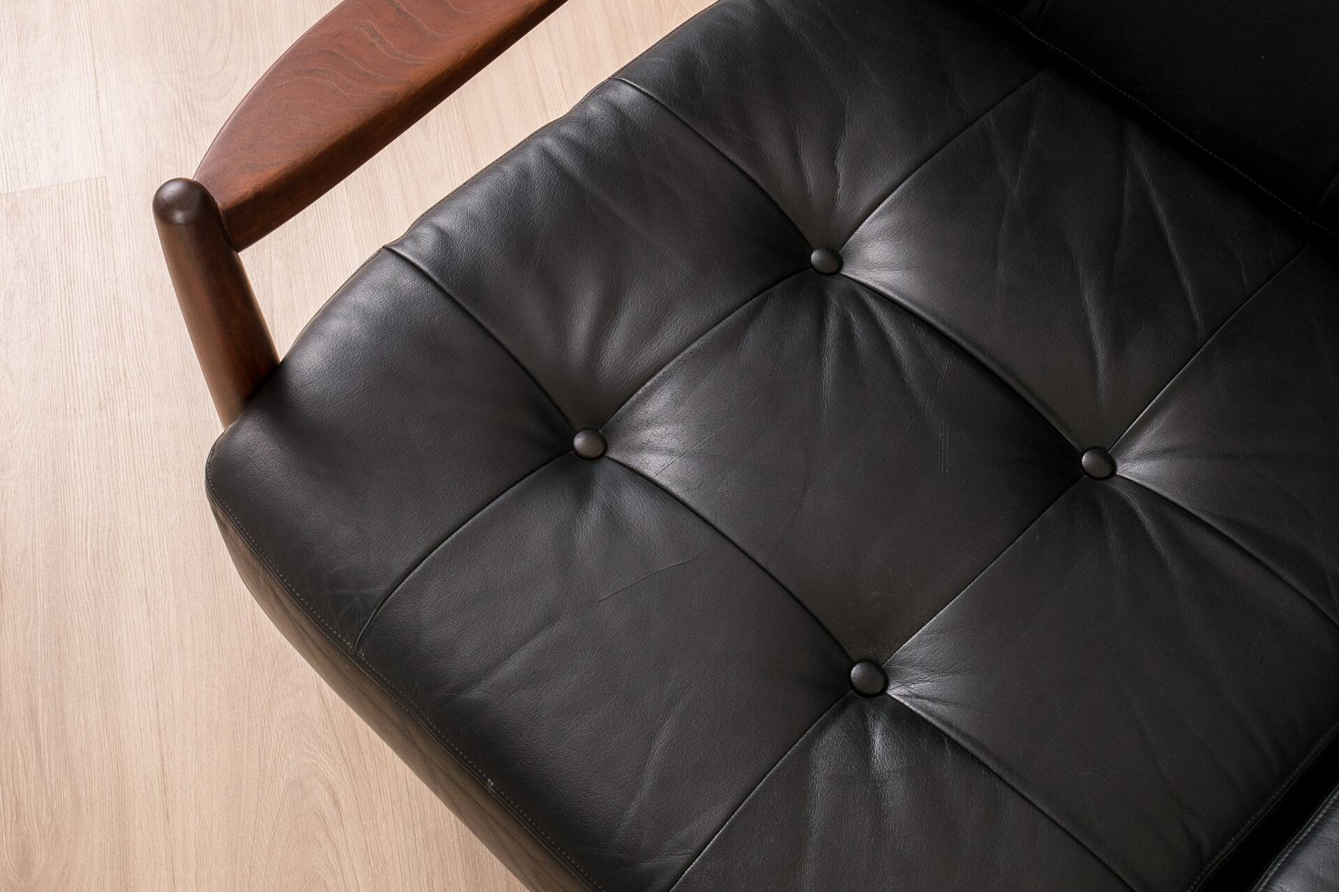 Scandinavian Three-Seat Sofa in Solid Wood and Black Leather, 1960s