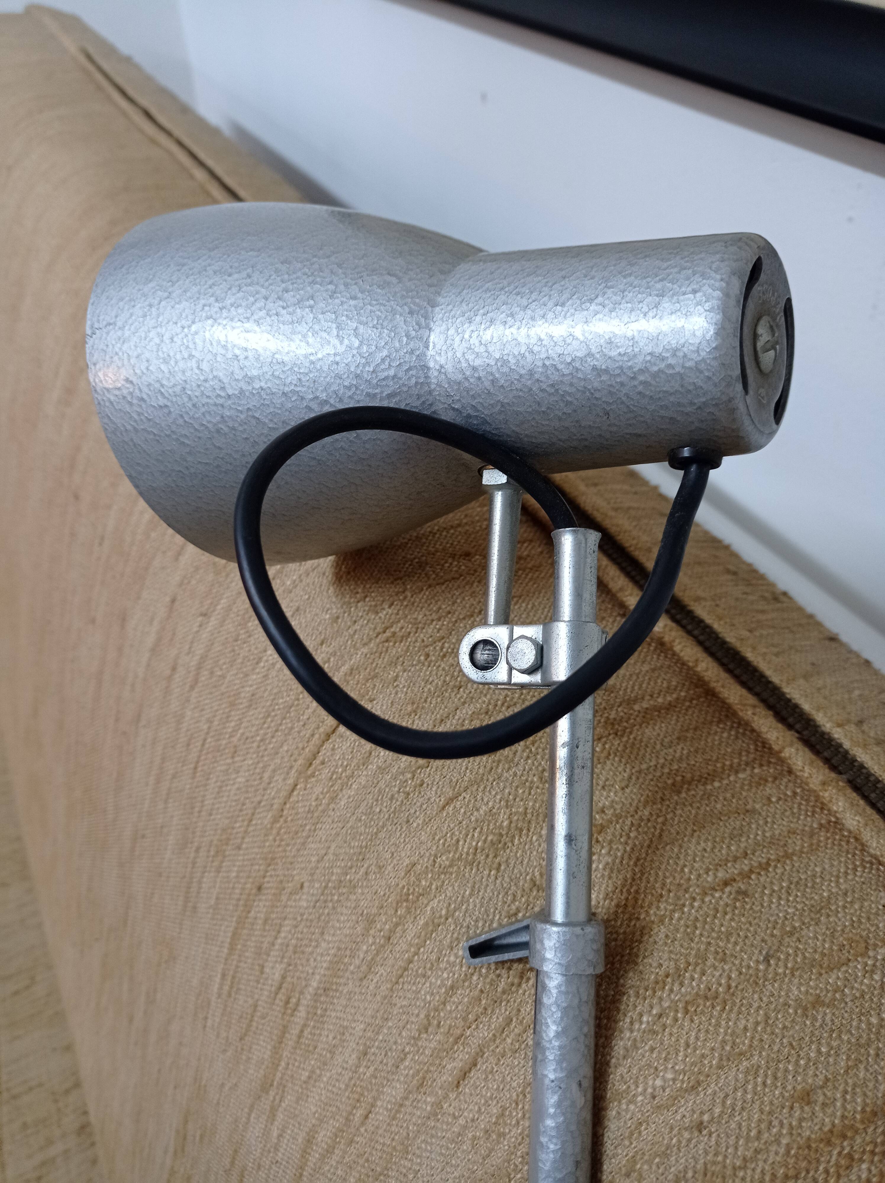 Lumina workshop lamp