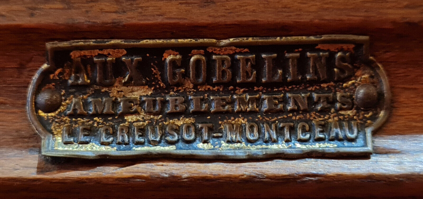 Louis Philippe period chest of drawers in walnut bramble stamped around 1830