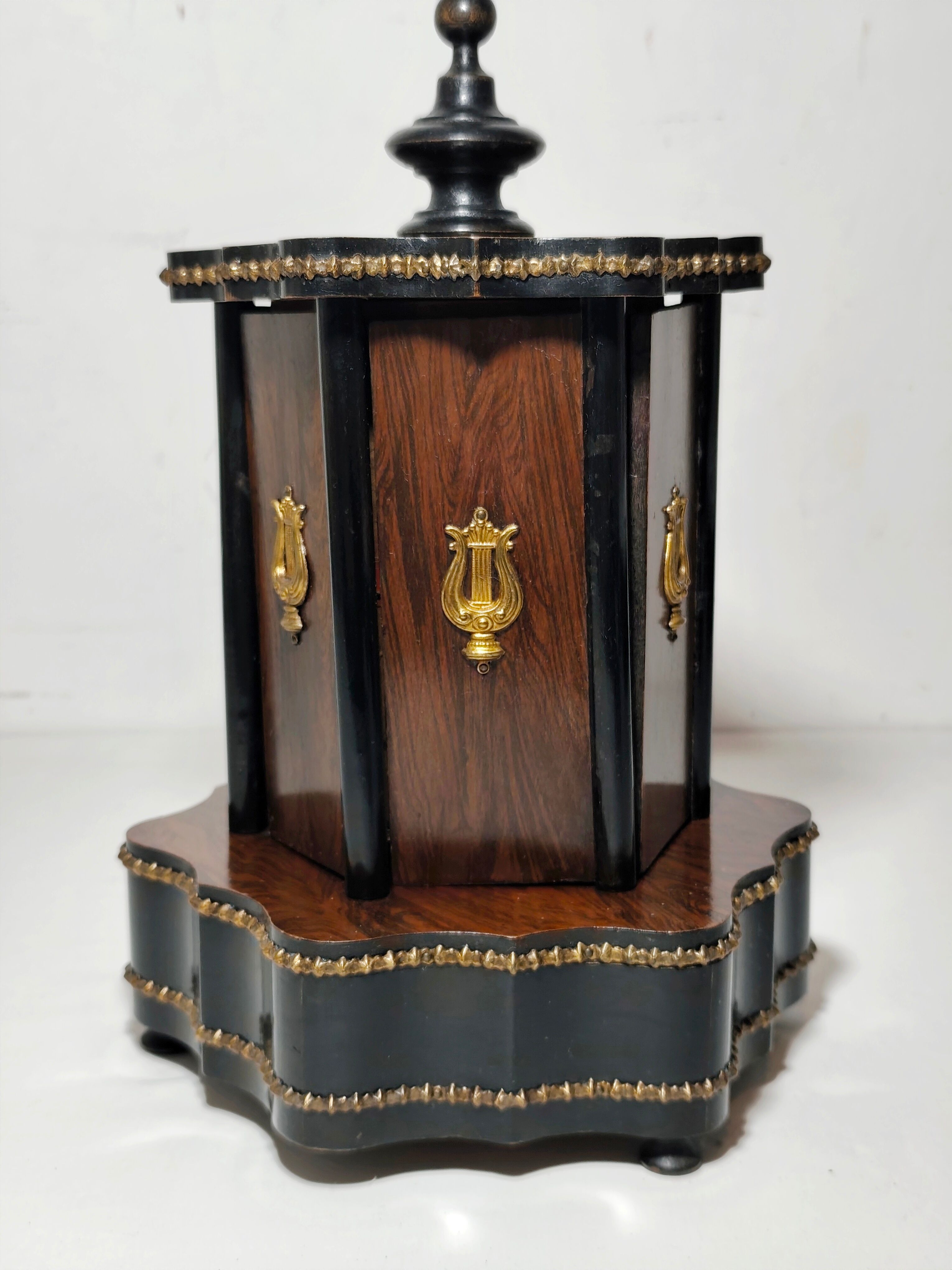 Wooden cigar carousel. Spain, 1950s.