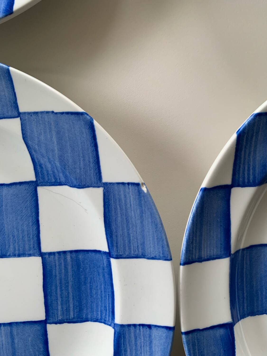 Habitat 90' dinner plates