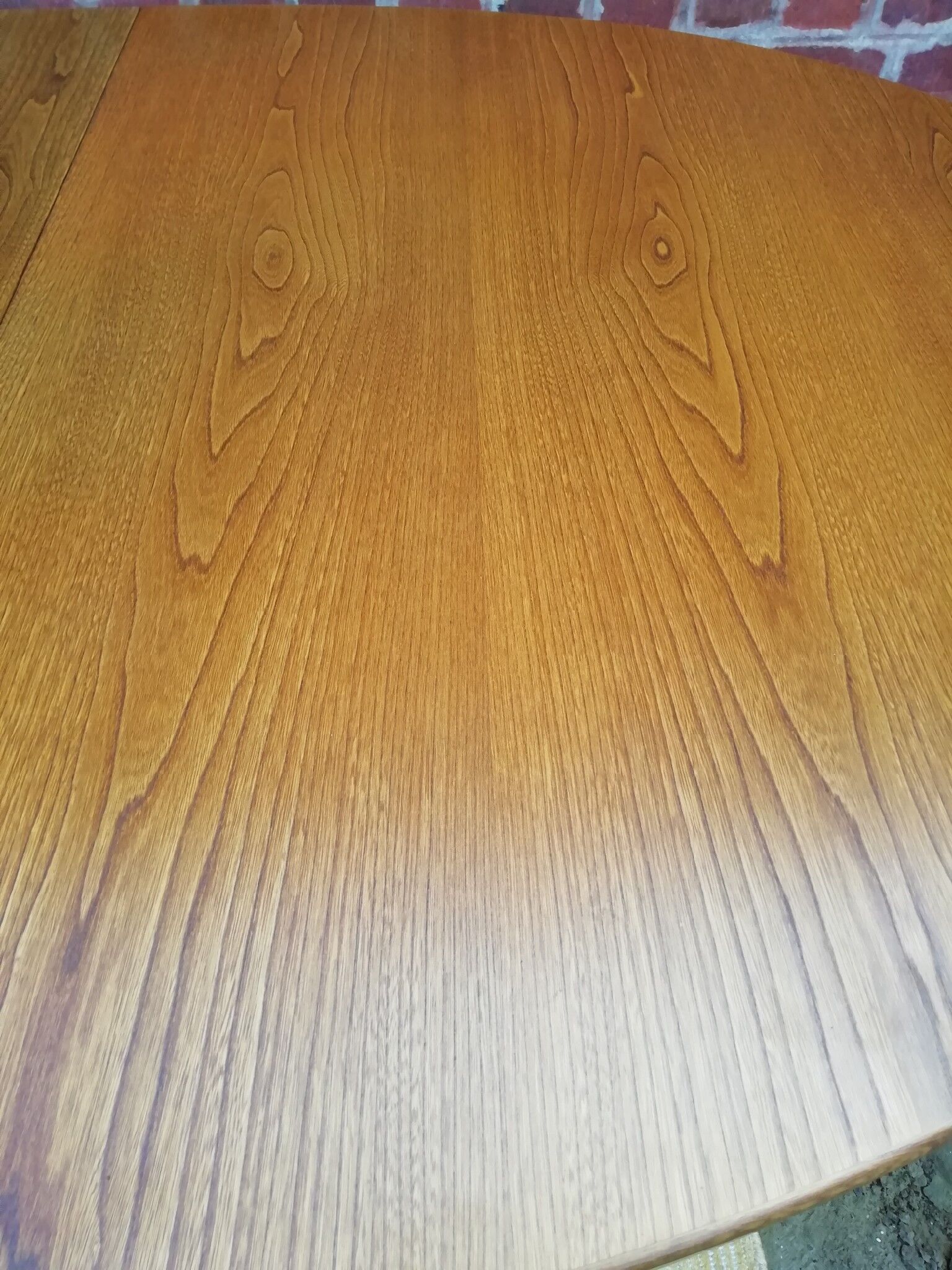 Baumann expandable oval table, 1960