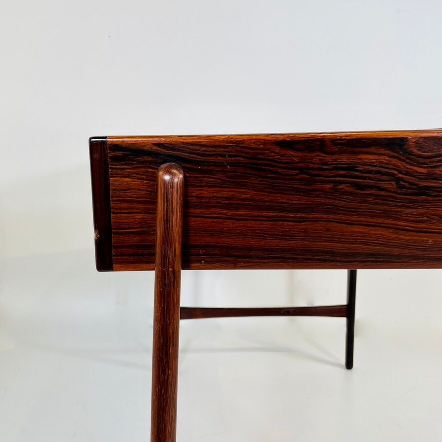 Bureau en bois de Svend Aage Madsen, Danemark années 1960s.