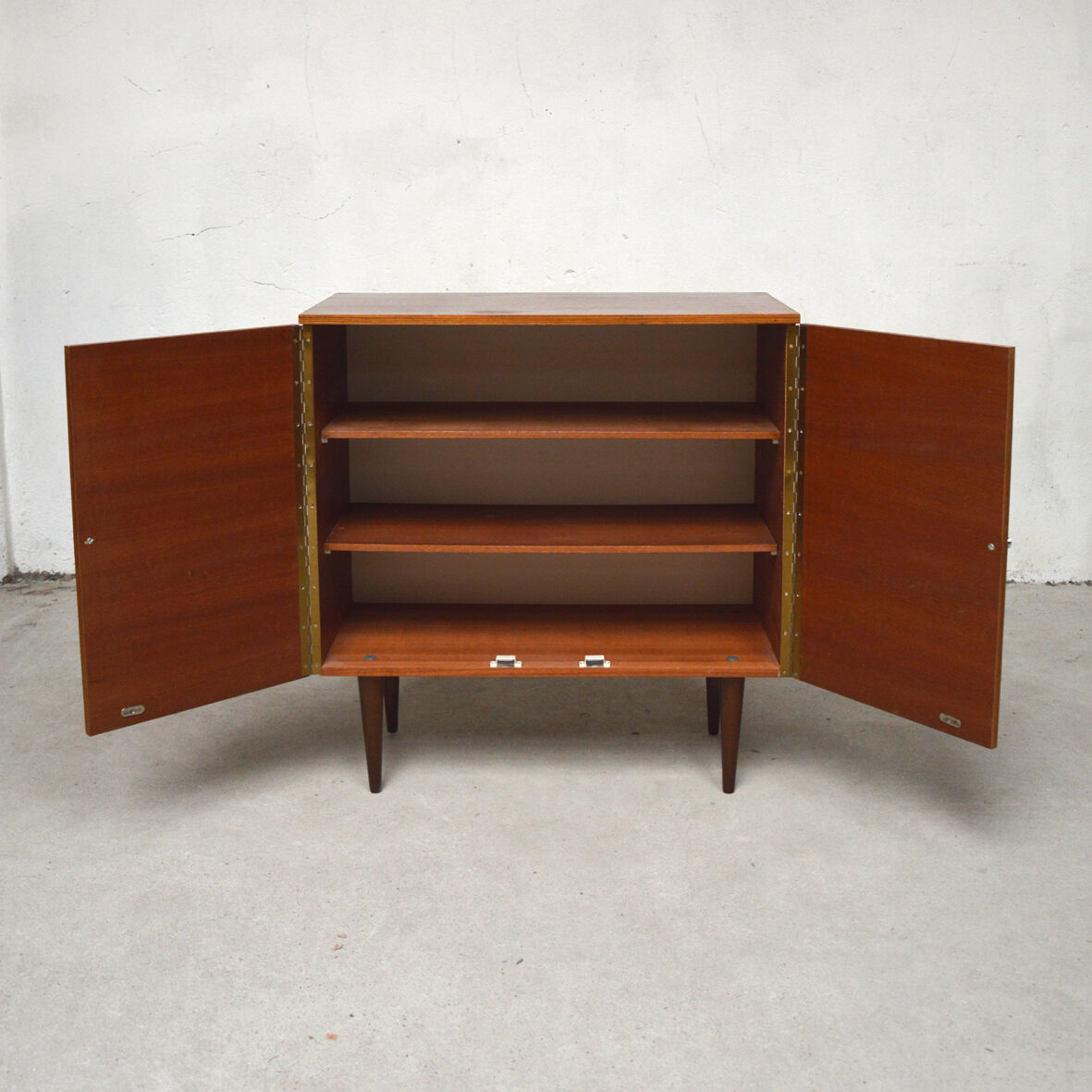 2-door low-door furniture, 1960