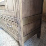 Armoire parisienne décapée, bois brut