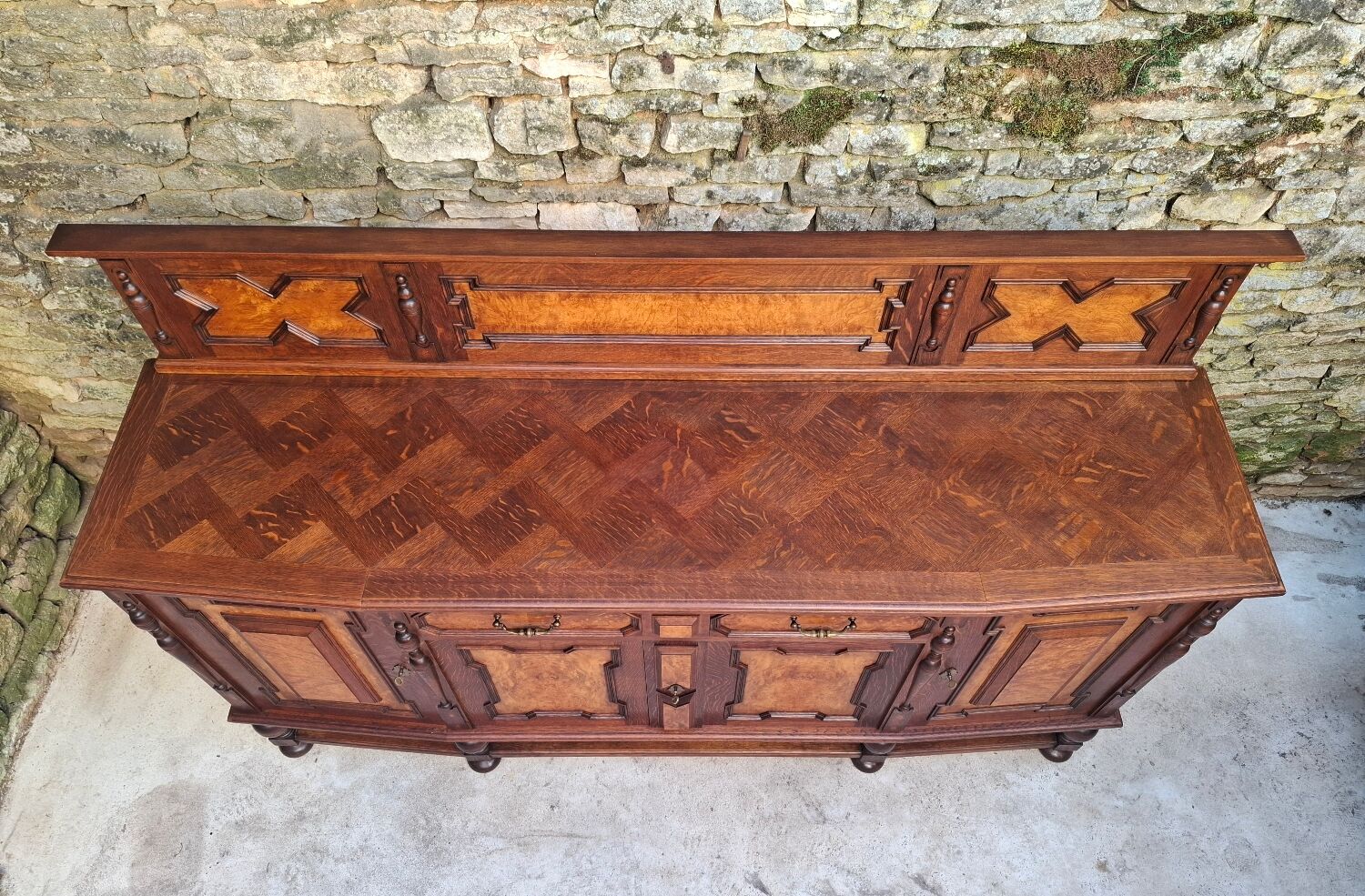 Buffet Enfilade
