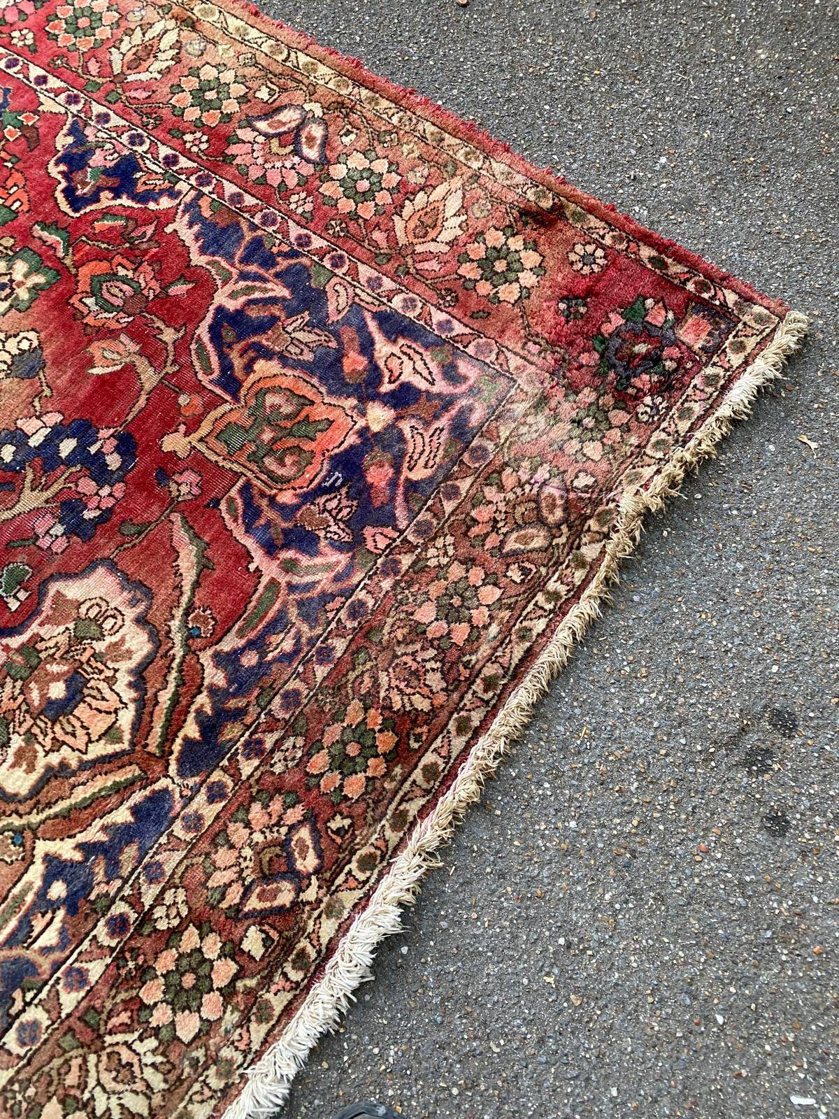 Tapis persan en laine peignée velours bordeaux 300x200