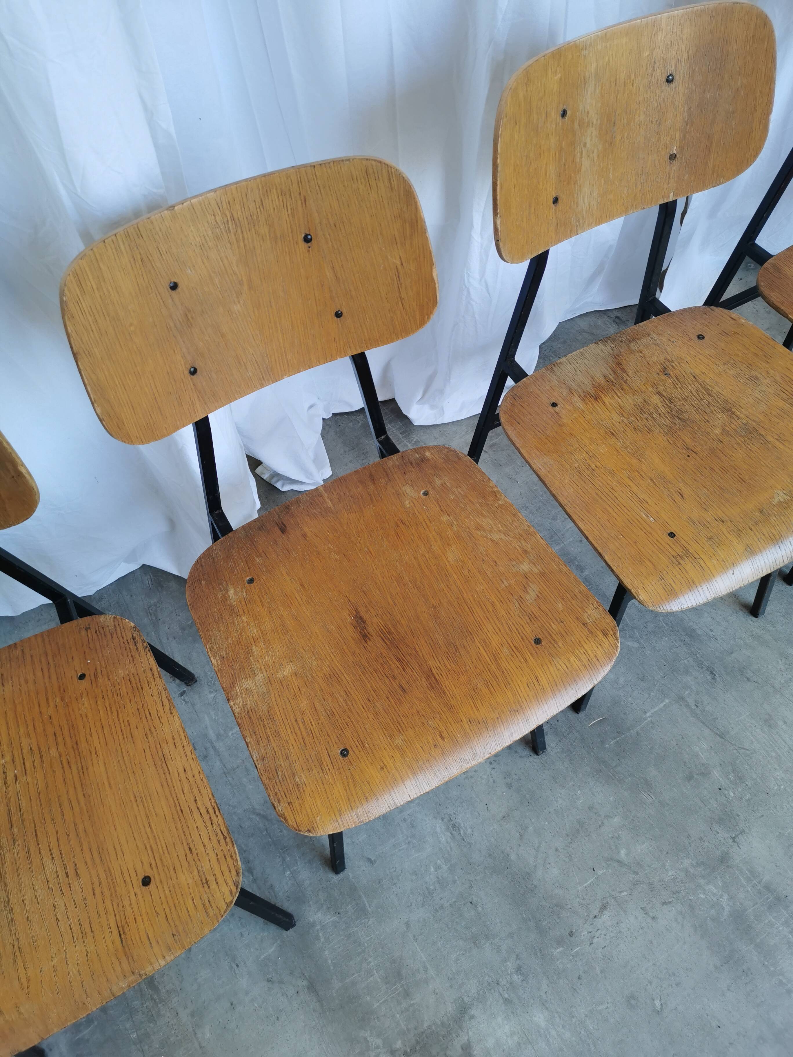 Set of 7 vintage school chairs by stol kamnik / 1970s yugoslavia / mid-cent