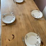 Farm table