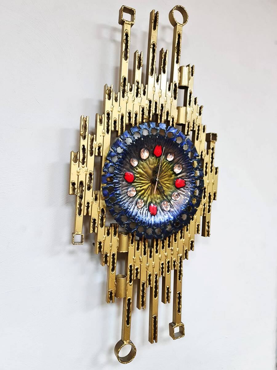 Midcentury Brutalist clock wall sculpture Franco Bastianelli studio Laurane