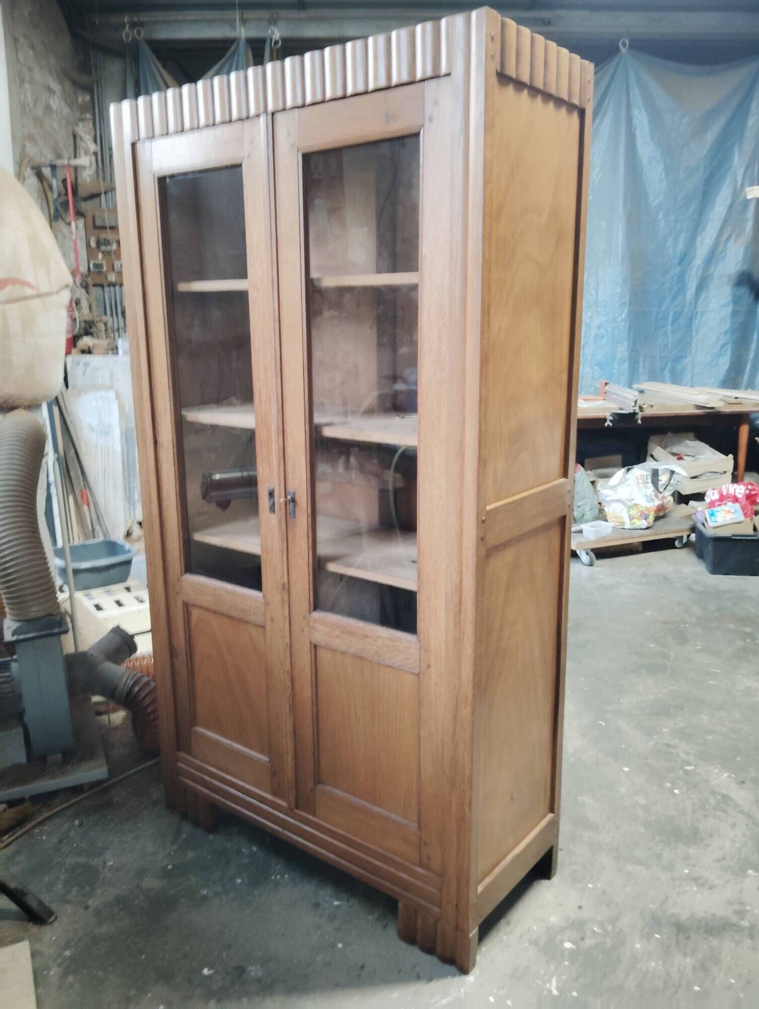 Armoire vitrine/bibliothèque Art Deco