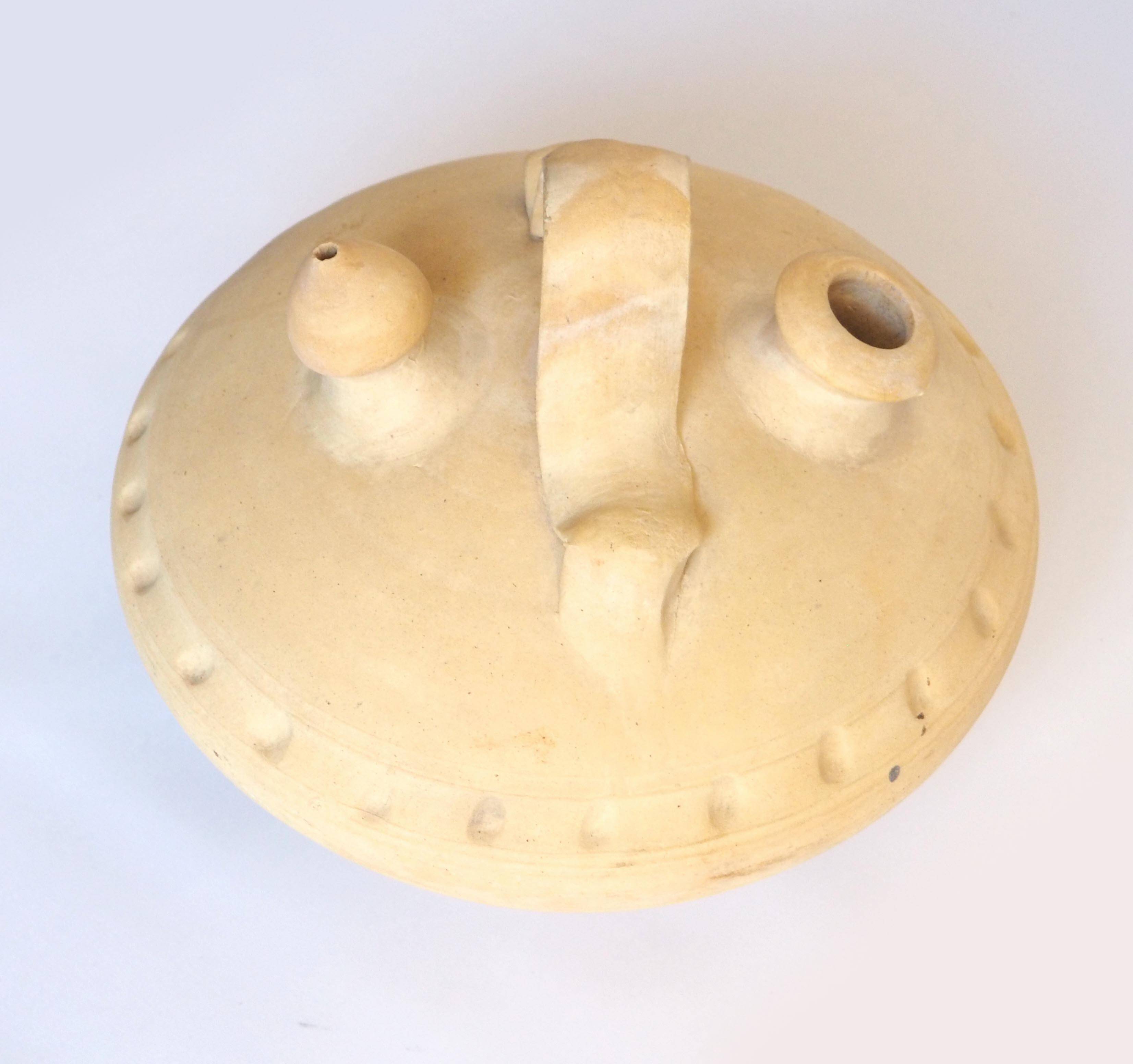 Gargoulette white sandstone