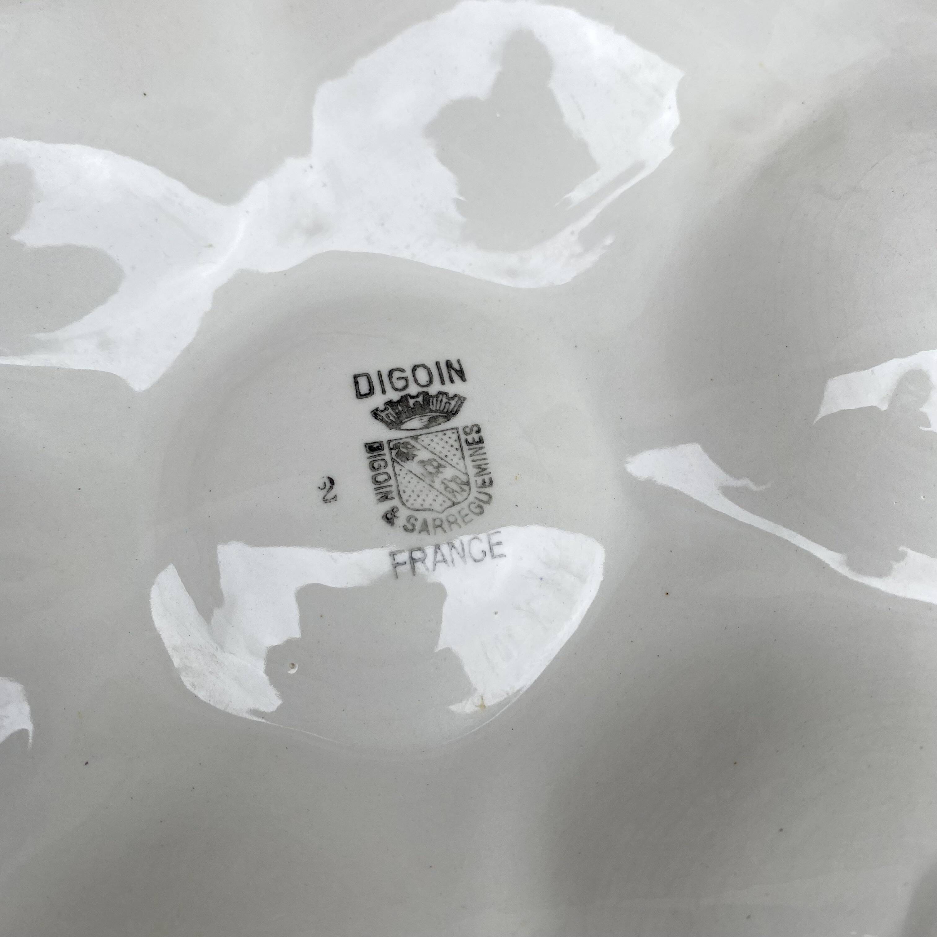 Barbotine oyster plates Digoin