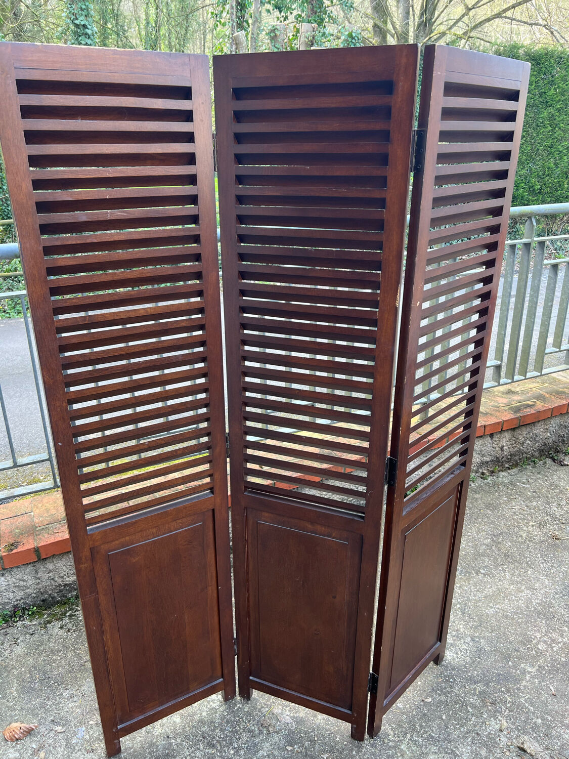 Exotic wood screen colonial style