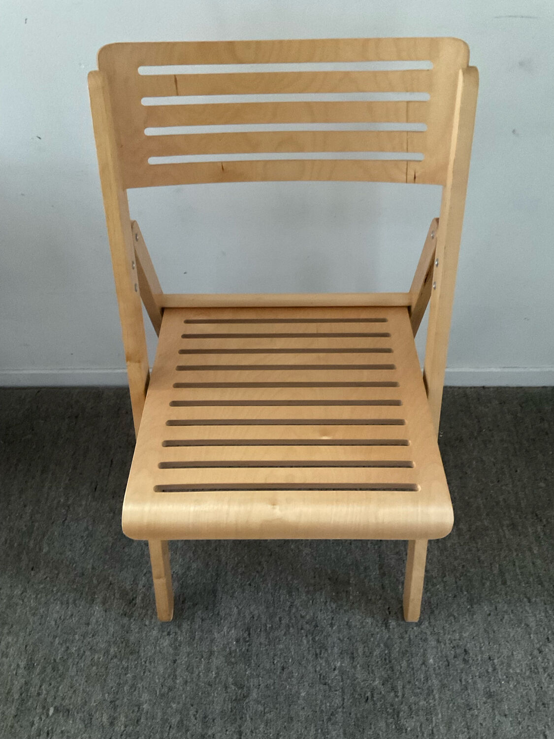Vintage folding chair in beech