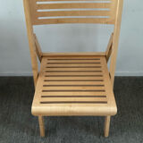 Vintage folding chair in beech