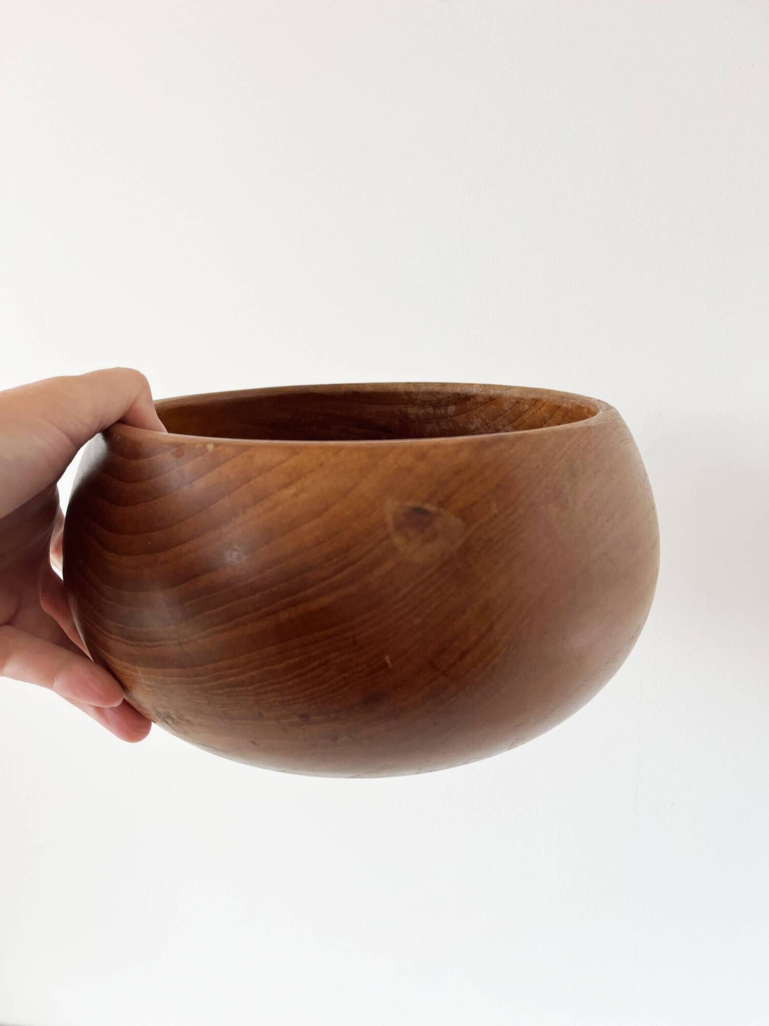 Large dish or wooden catchall from the 1960s.