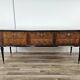 Commode 6 tiroirs en bois, laiton et verre, années 60