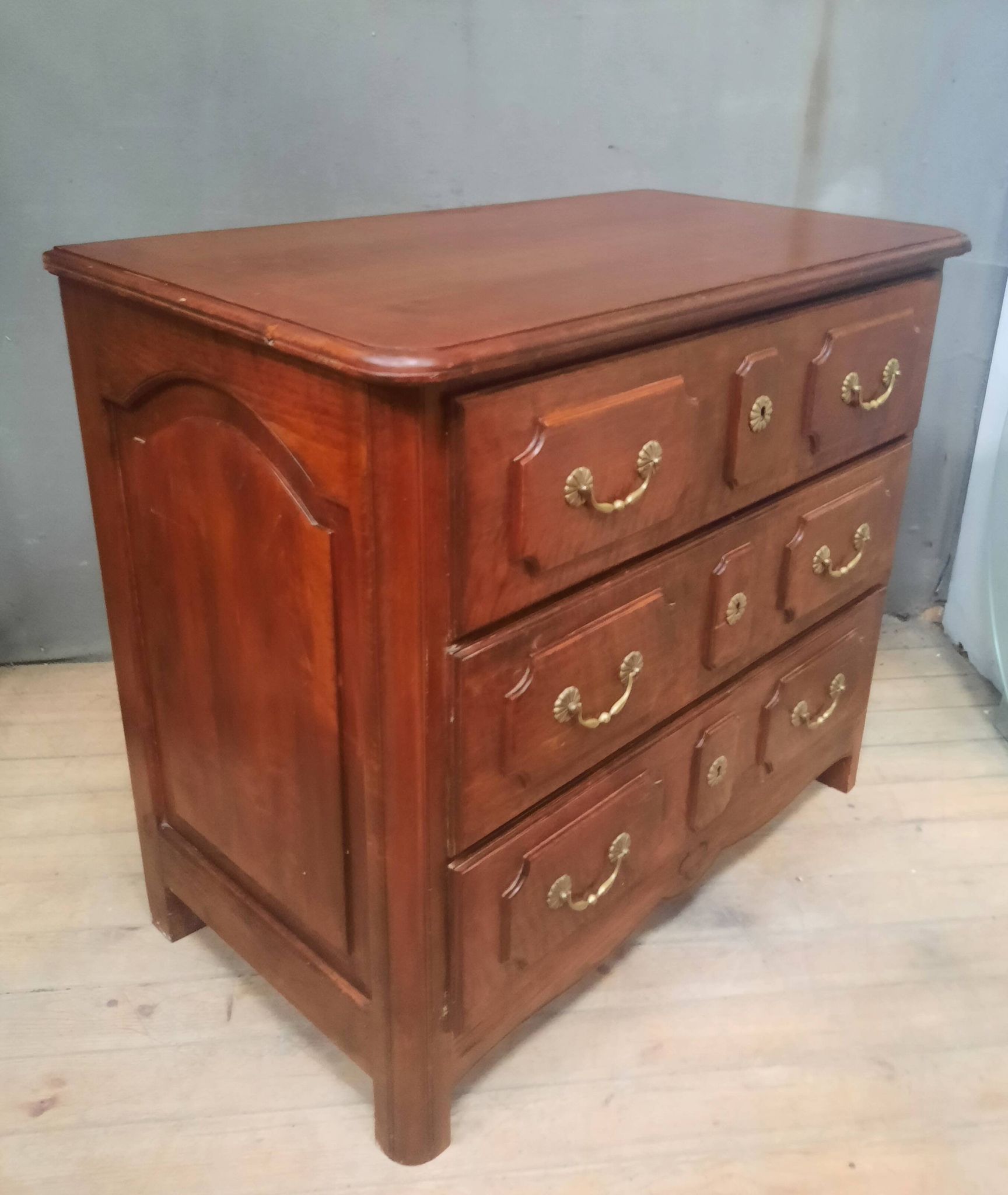 Louis XIV style commode in natural wood