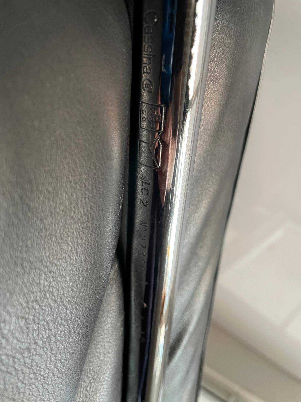 Lecorbusier LC2 sofa