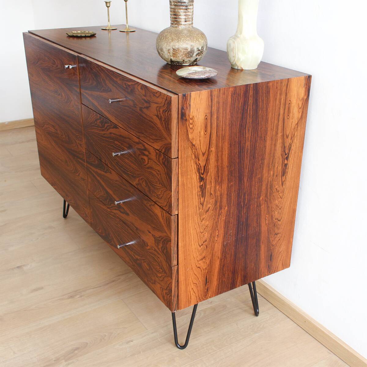 Vintage rosewood Sideboard with black hairpinlegs