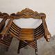 Pair of curule chairs known as Savonarole chairs - In carved wood