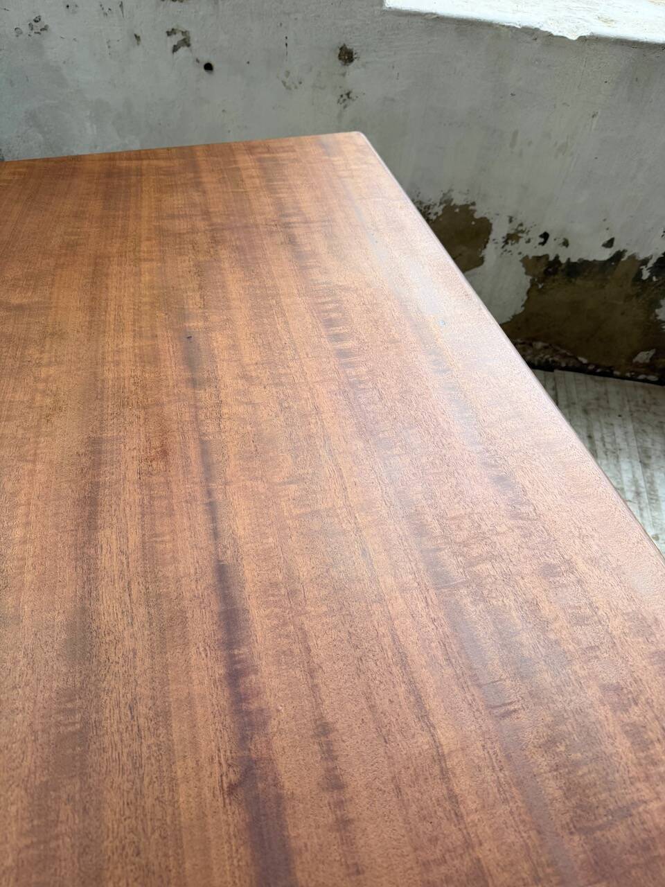 Turned leg cherry table 160cm