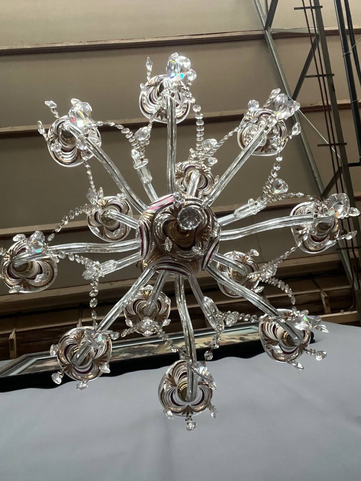 Venetian lustre. Crystal, glass, hand-painted. 12 light points.