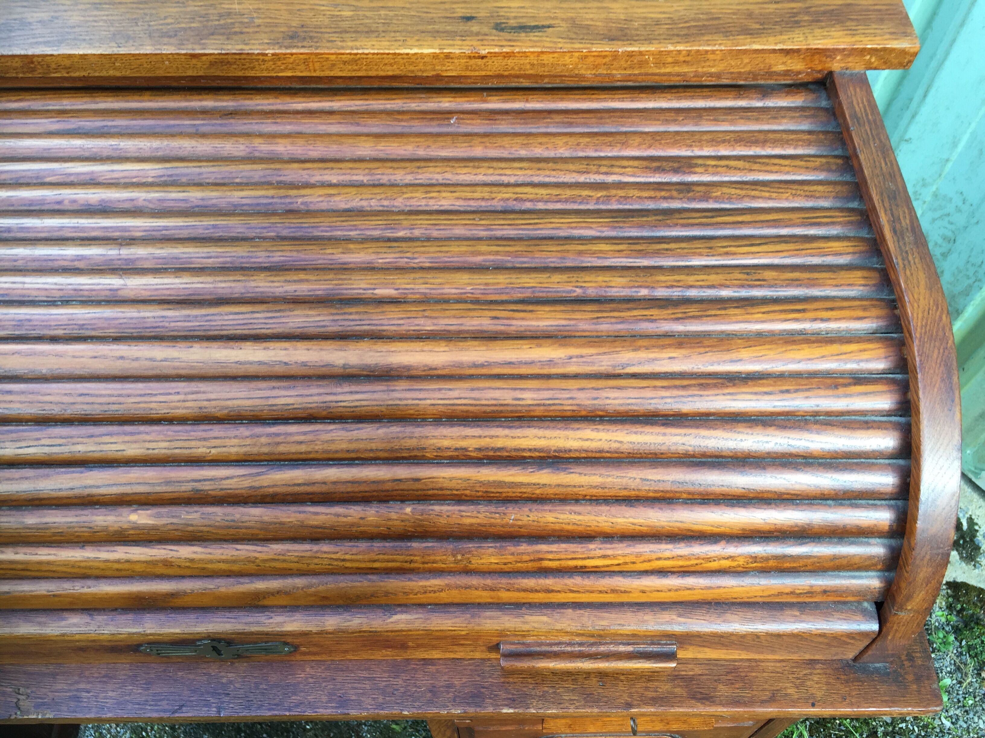 Vintage office called American office with oak curtain