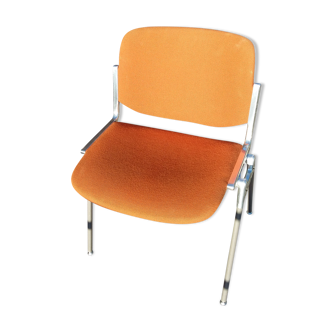 DSC 106 chair by Giancarlo Piretti for Castelli.