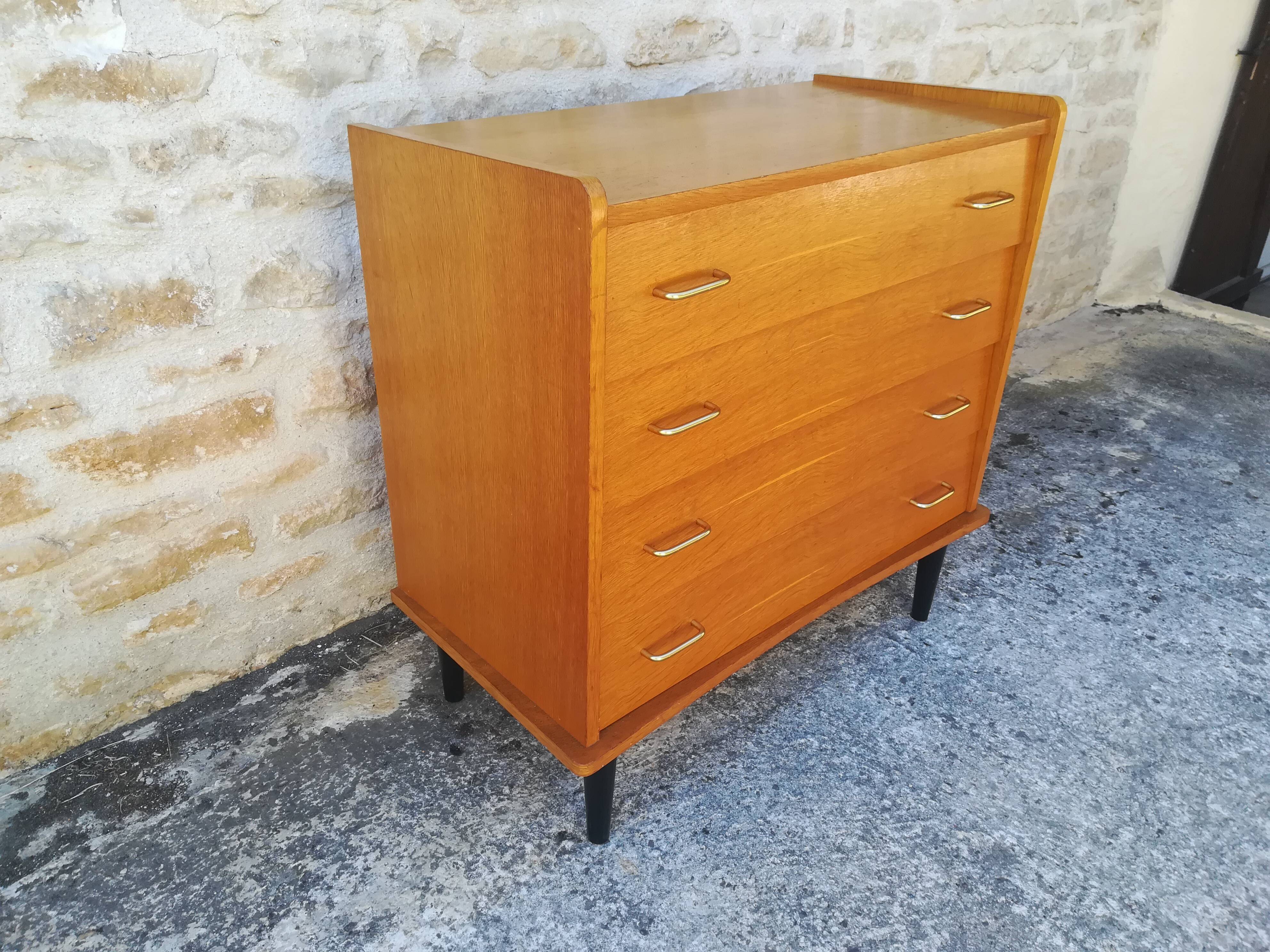 Vintage chest of drawers with four drawers