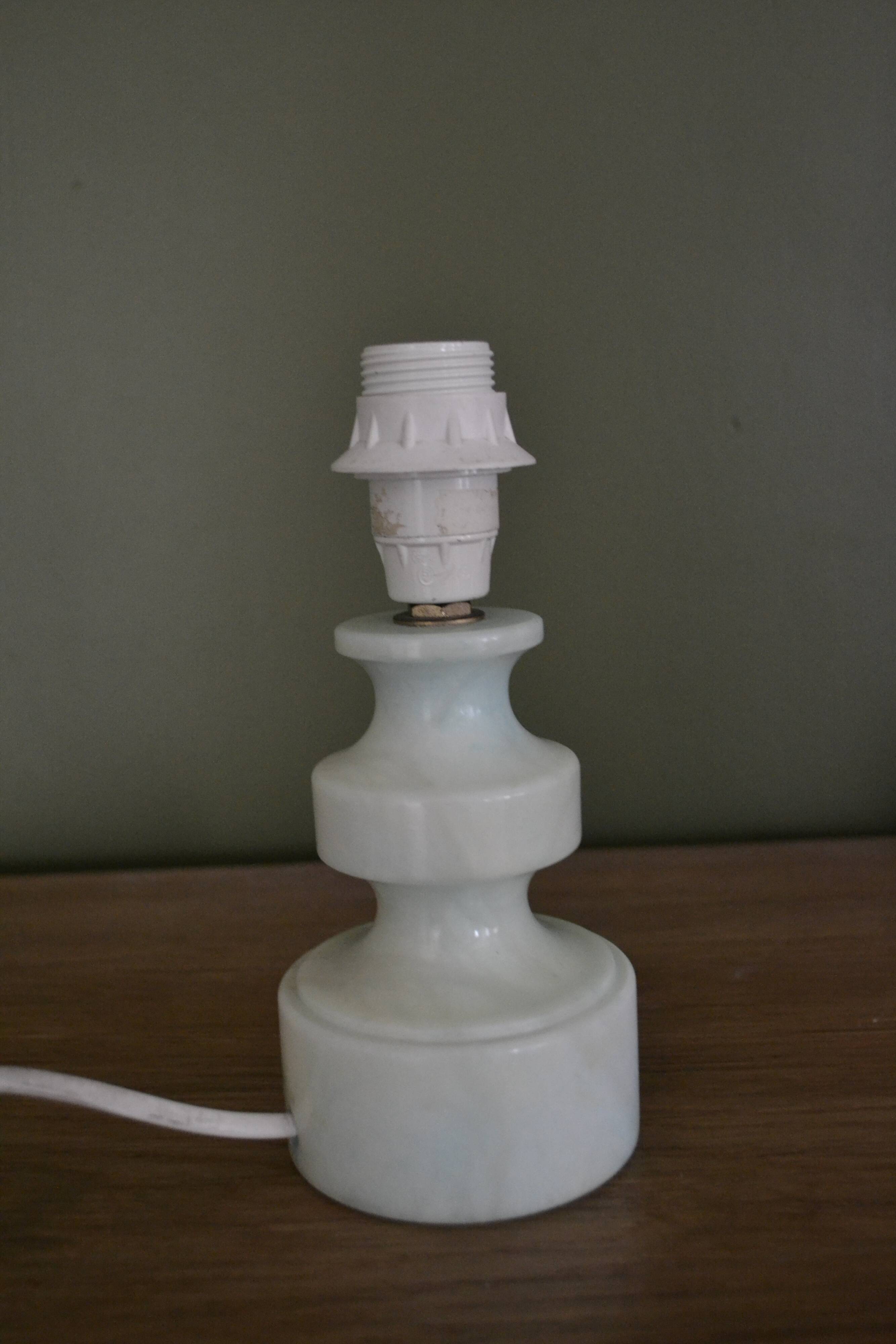Bedside lamp in green marble