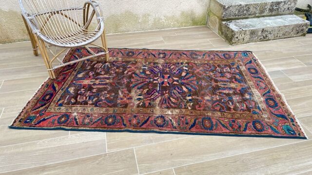 Oriental art deco carpet 123cm x 200cm