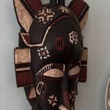 masque africain artisanal