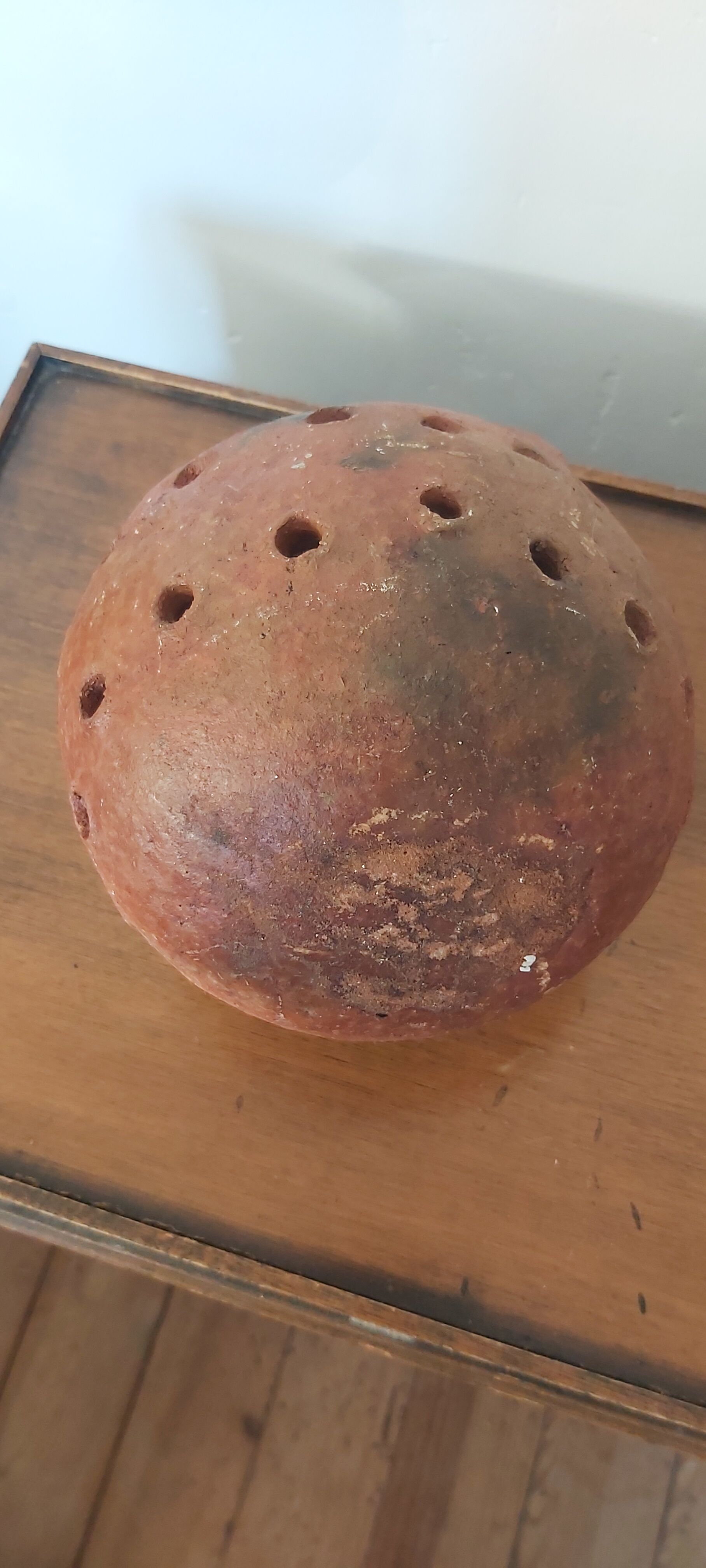 Terracotta pot / chestnut grill