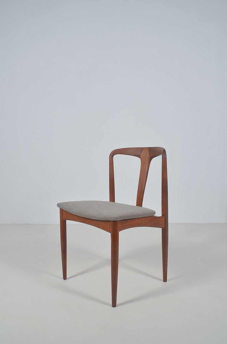 4 Danish chairs designed by Johannes Andersen, 1960s