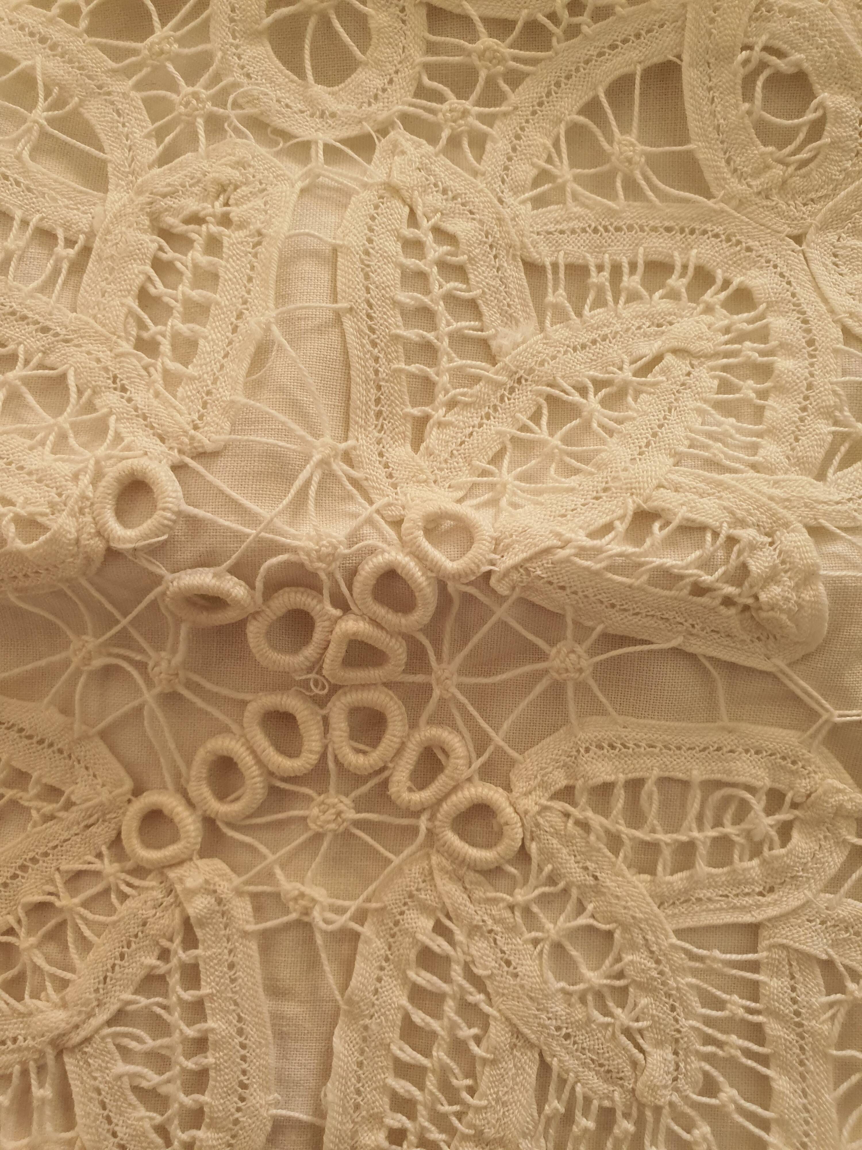 Lace cushion cover