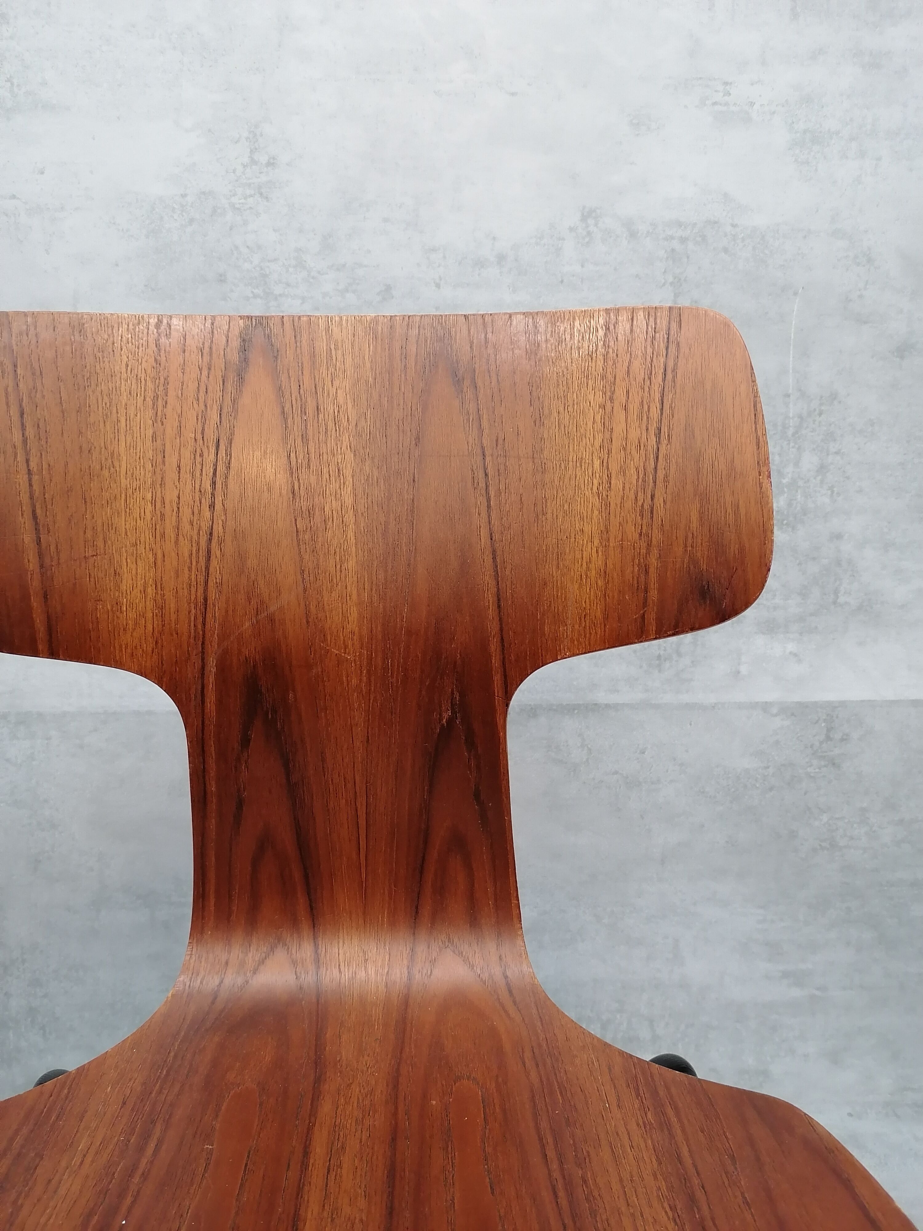 Set of 2 model 3103 Hammer chairs by Arne Jacobsen for Fritz Hansen, Denmark , 1969