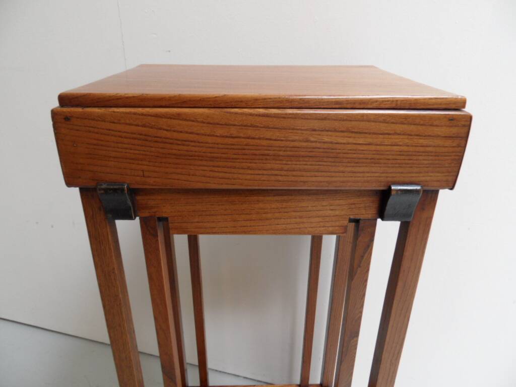 Art Deco sidetable  console table