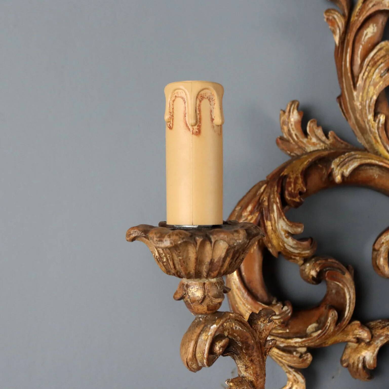 Antique wall sconces in lacquered and gilded wood, Italy, 20th century