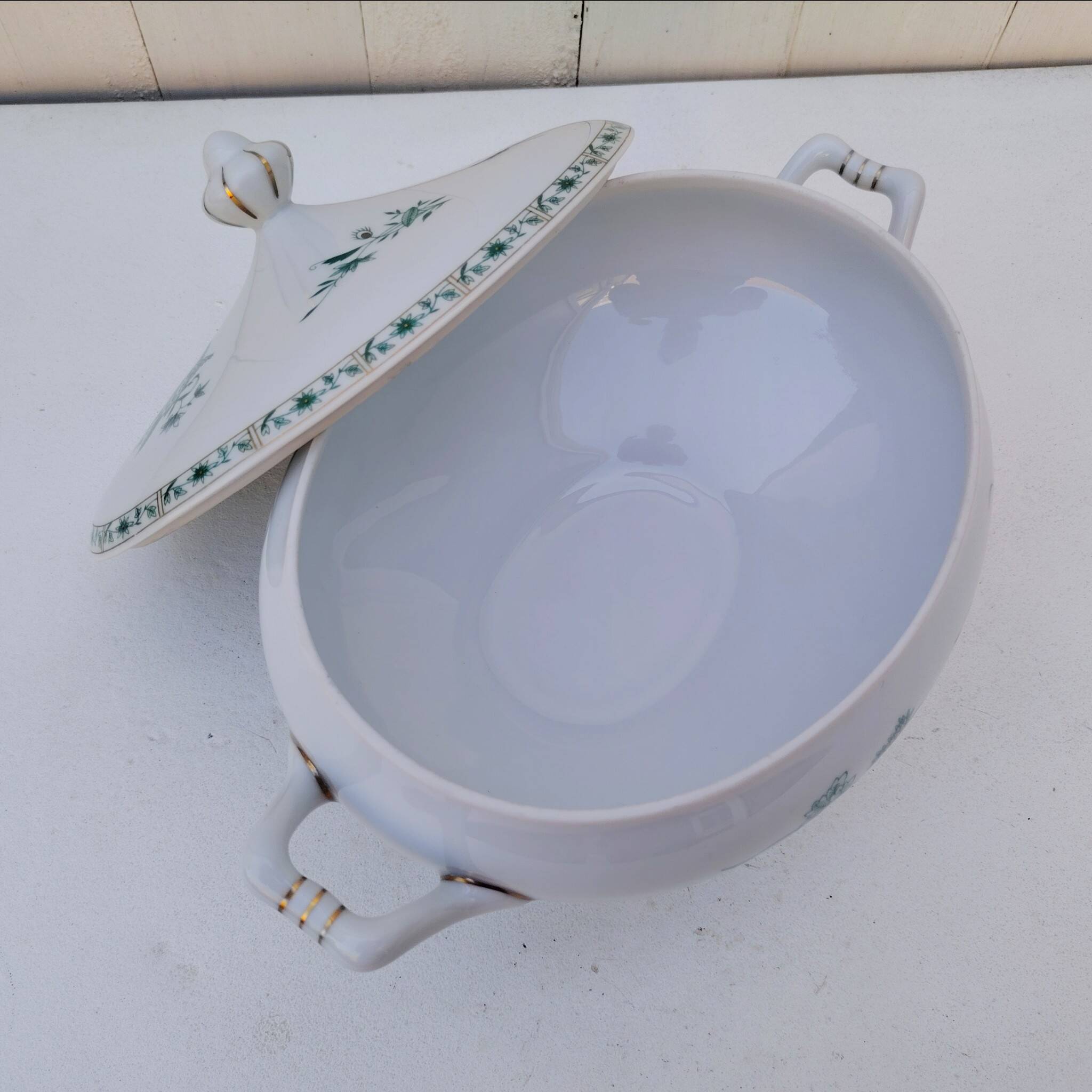 Porcelain vegetable dish, soup tureen, Bernardaud, Limoges, Beijing