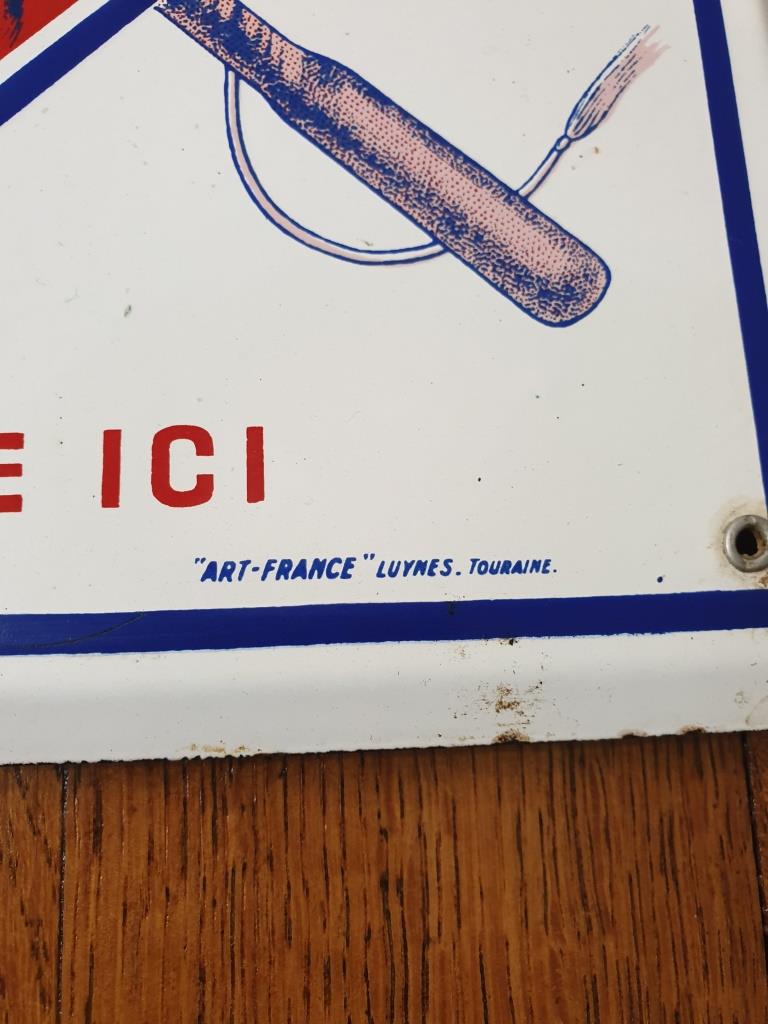 Enamelled plate wines of postillon