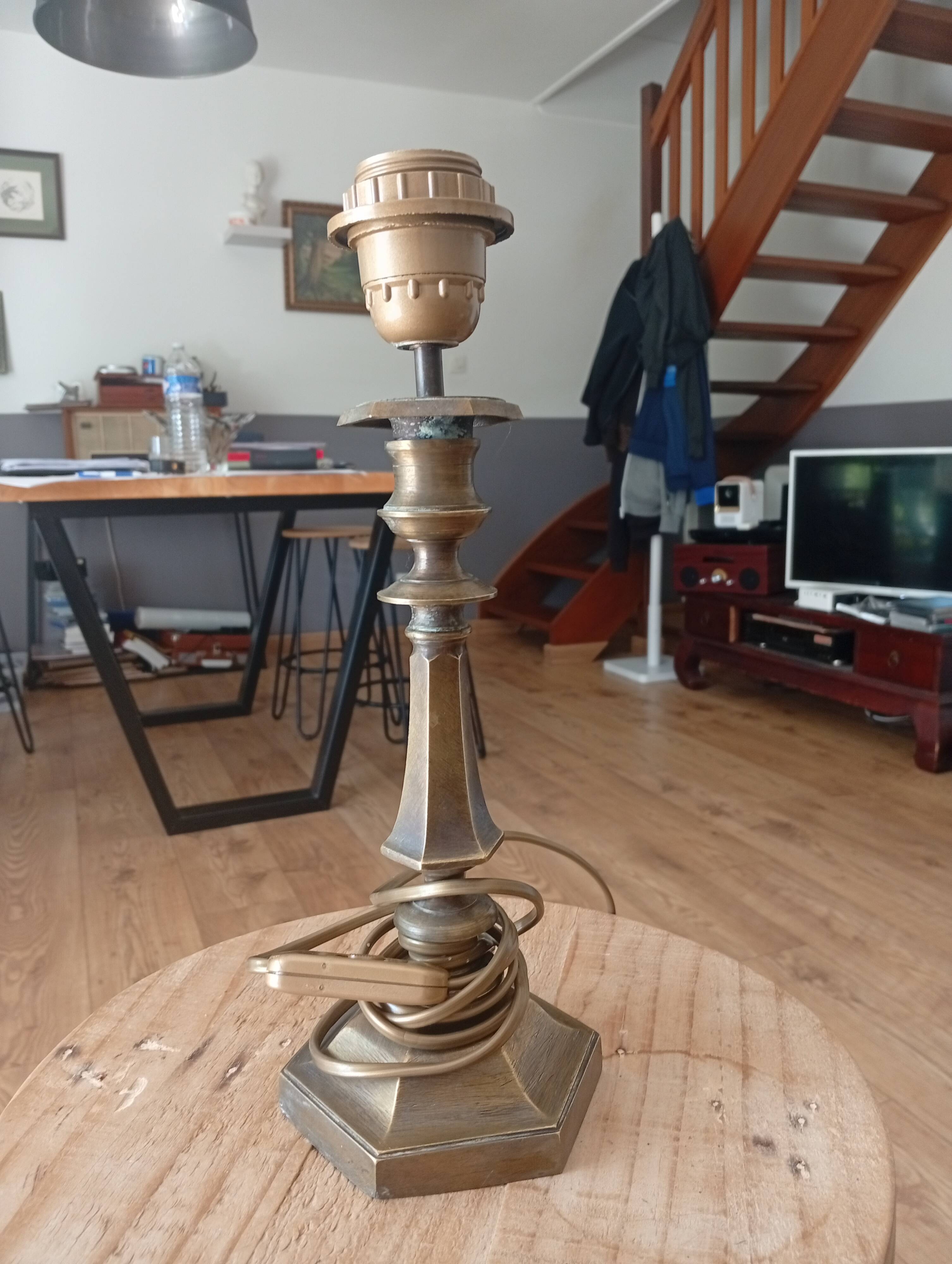 Bronze lamp base