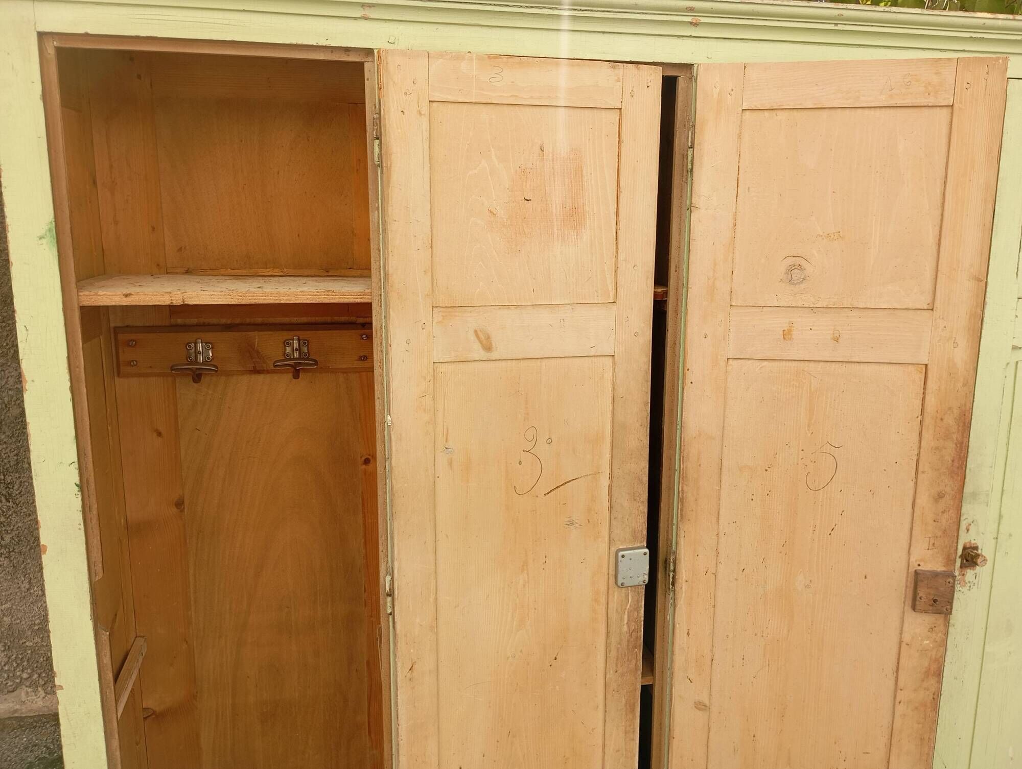 Workshop cloakroom
