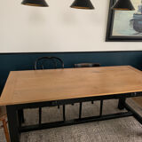 Farmhouse table
