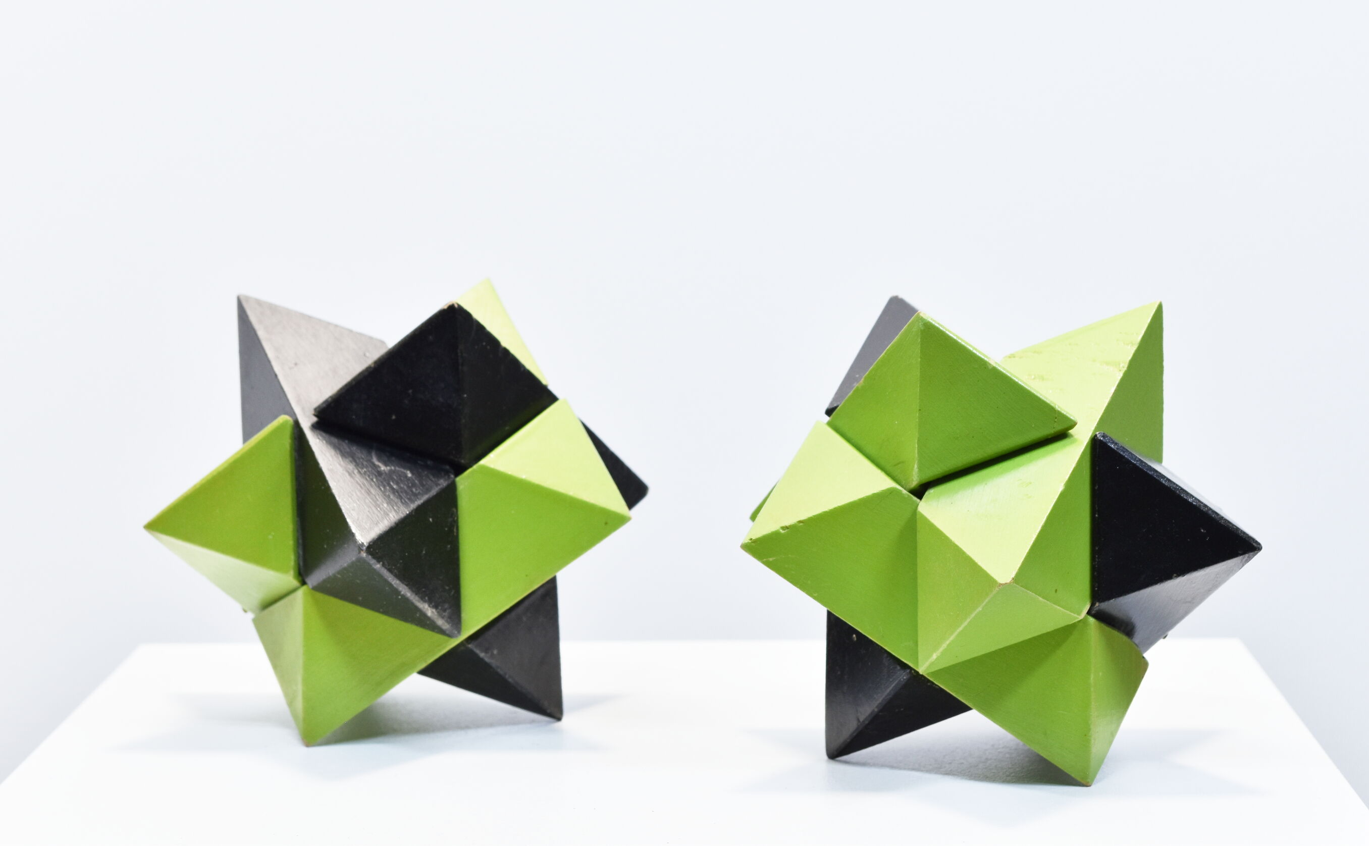 Pair of vintage puzzle stars of Galileo 1970