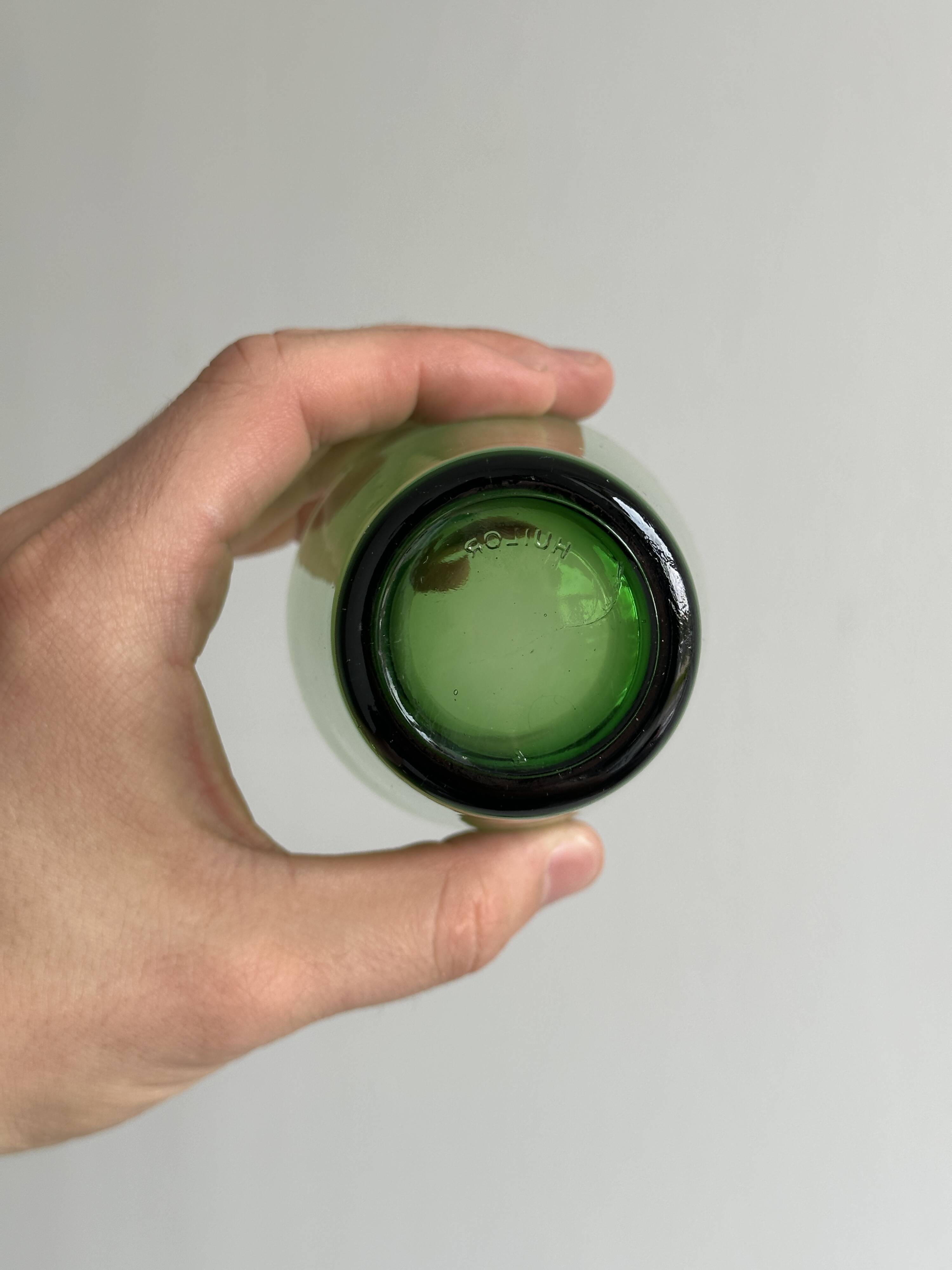 Set of 8 green water glasses, translucent thick glass