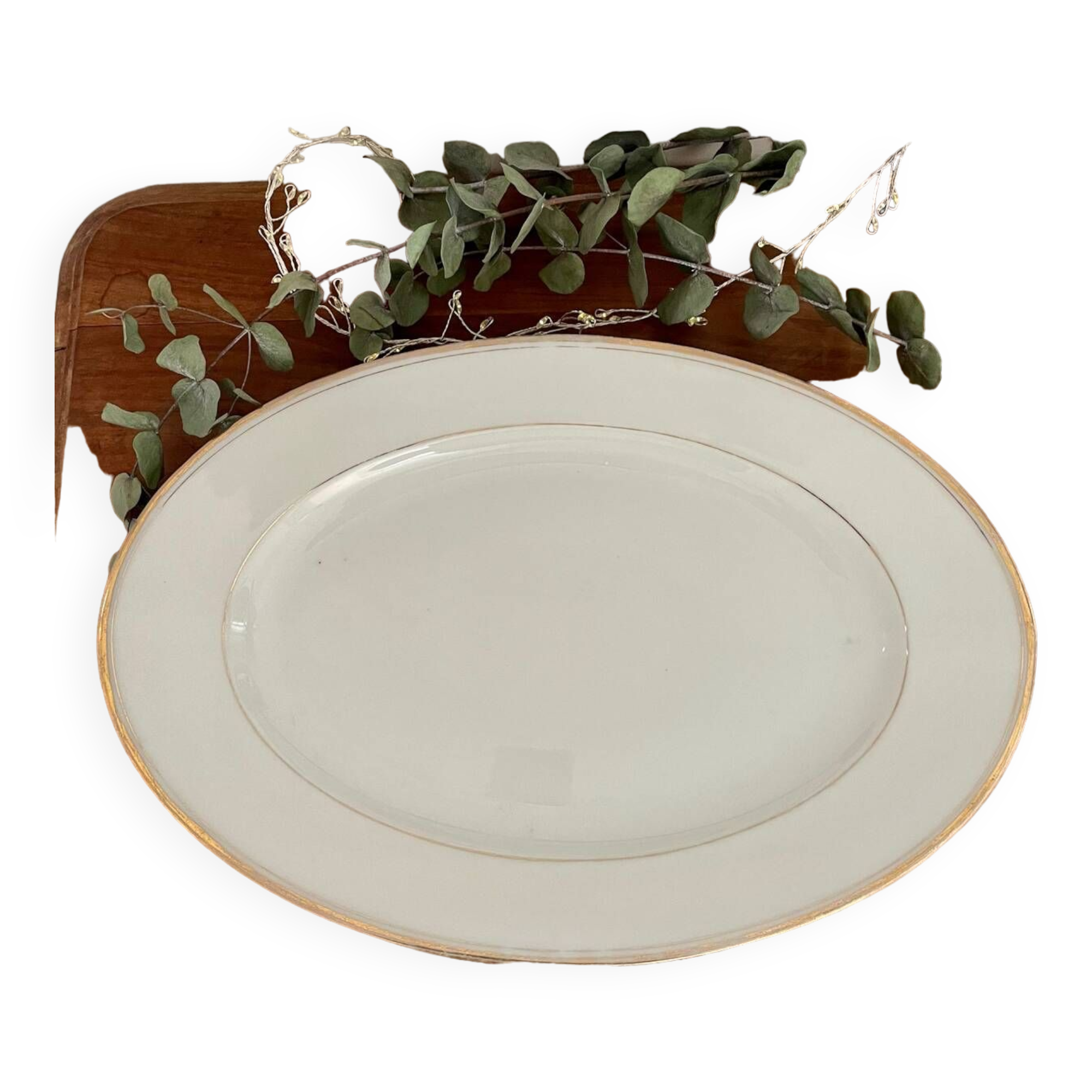 Plat ovale doré et blanc
