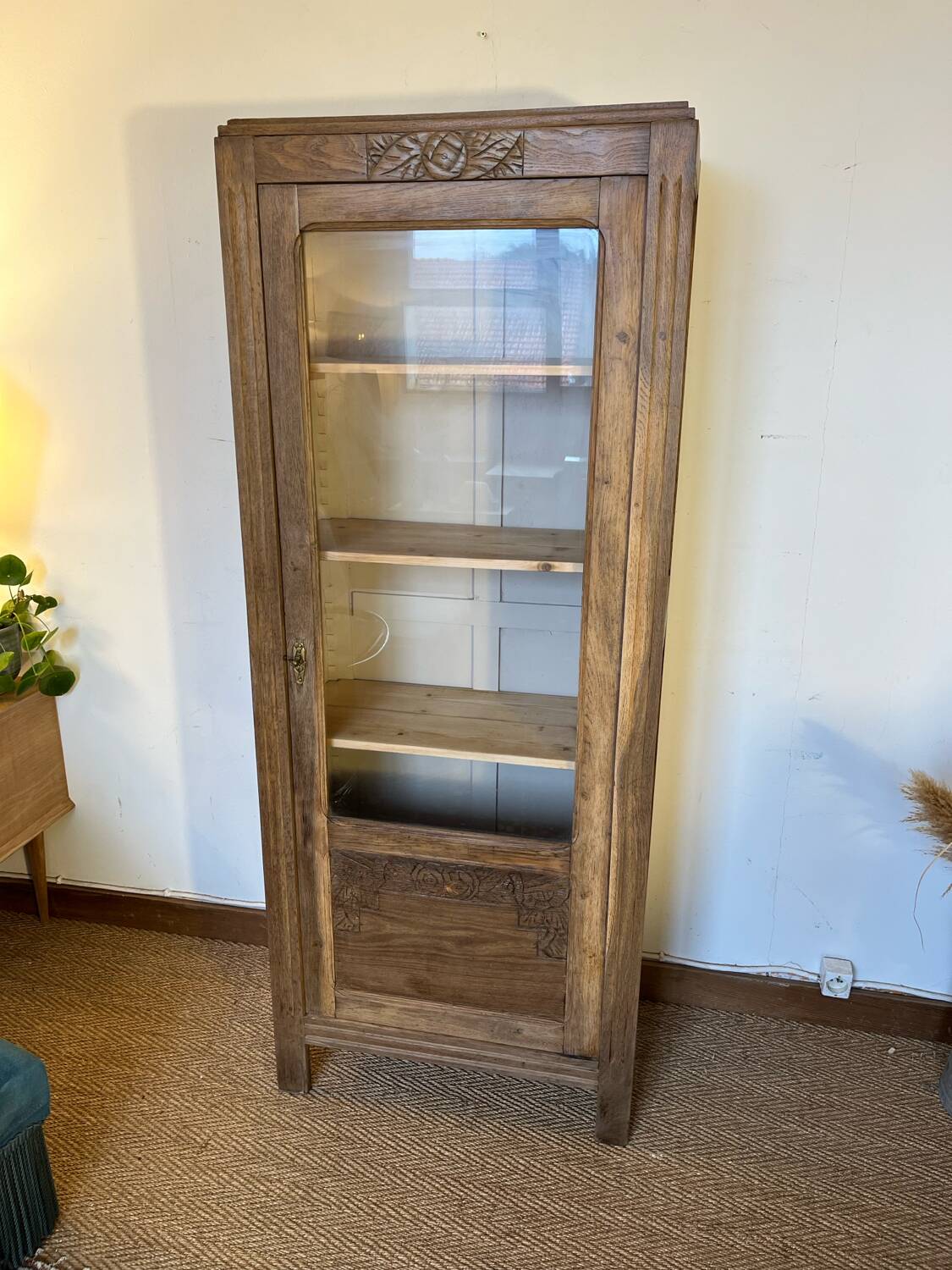Vintage art deco dresser